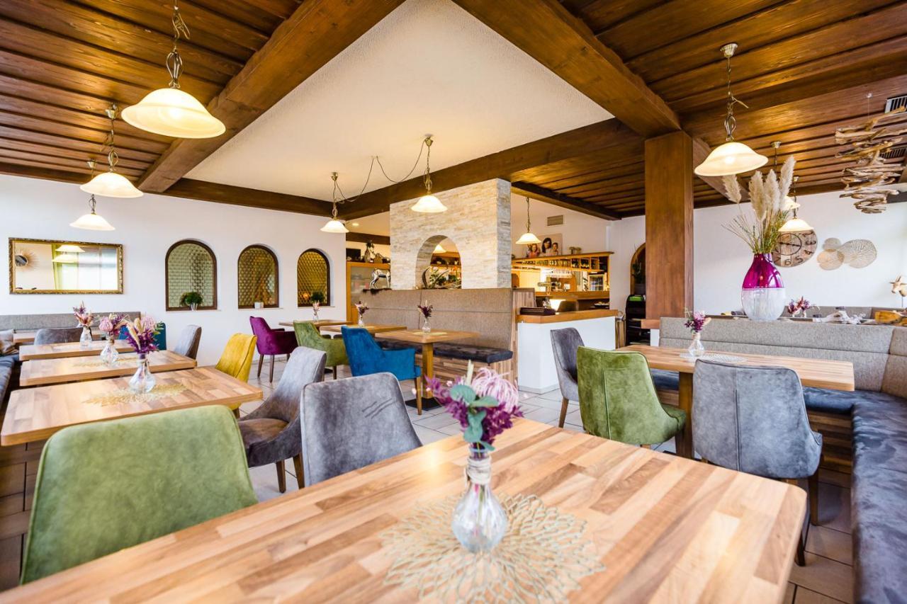 Landhotel Kueffner Pfedelbach Buitenkant foto