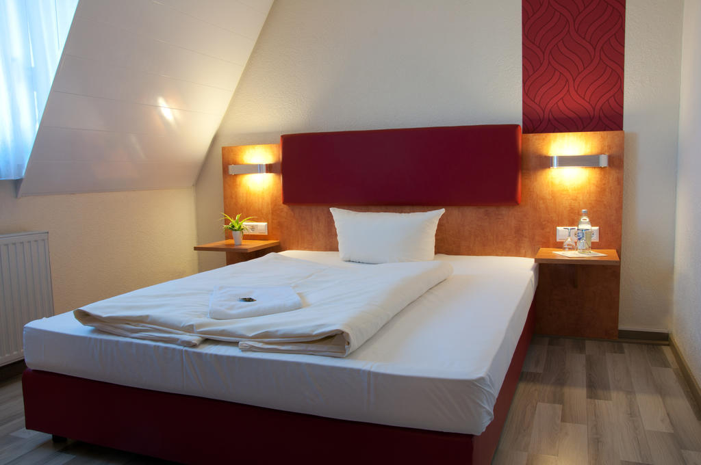 Landhotel Kueffner Pfedelbach Kamer foto