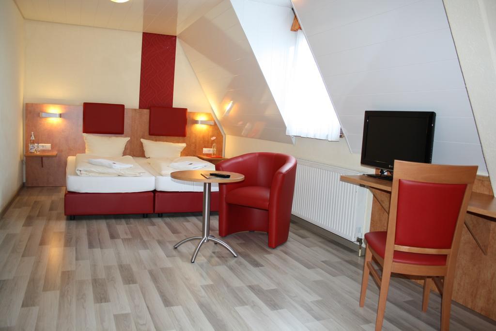 Landhotel Kueffner Pfedelbach Buitenkant foto